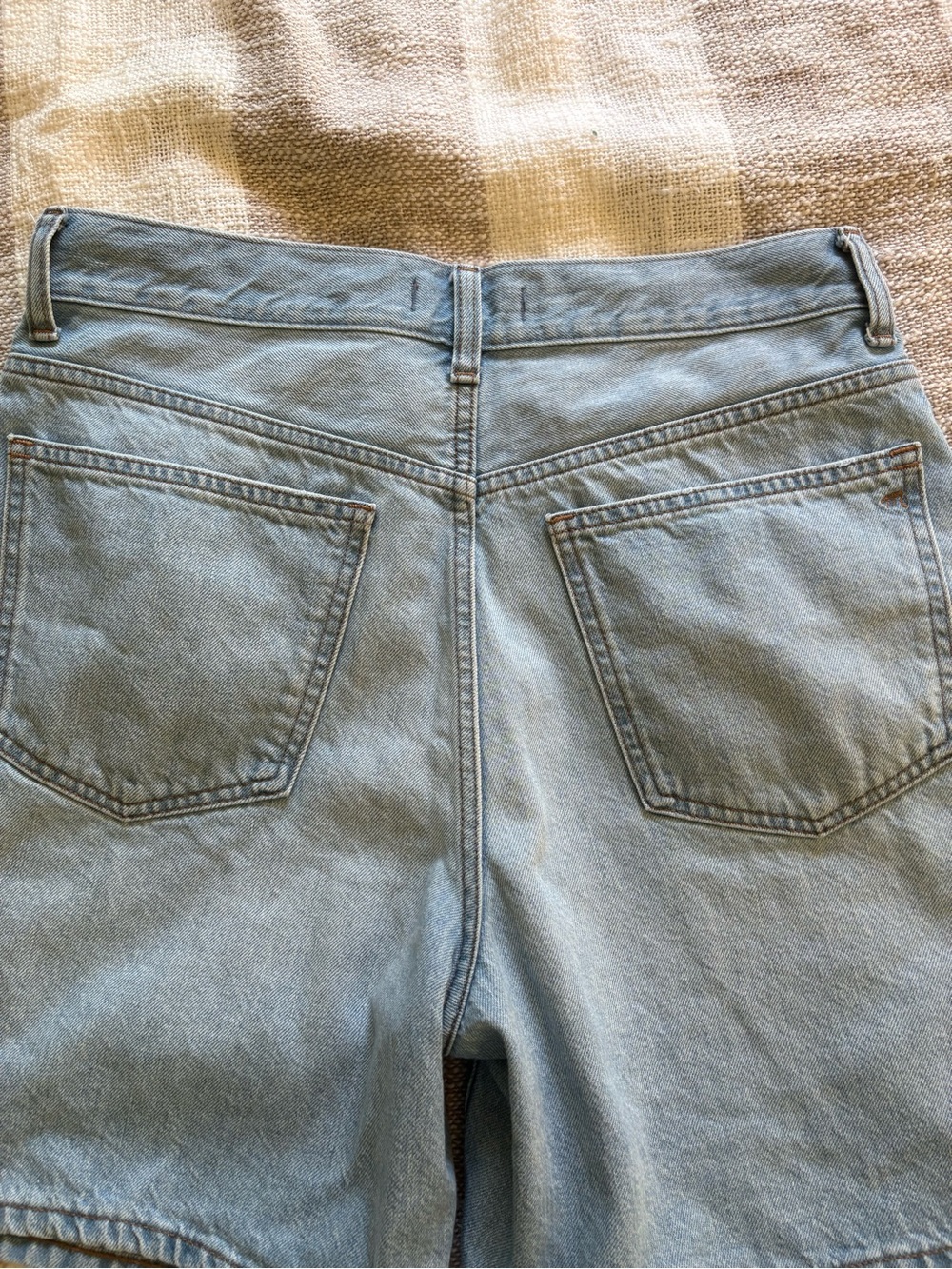 Madewell Baggy Jean Shorts - Picture 9 of 9